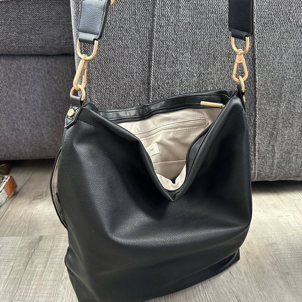Black Leather Shoulder Bag